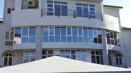 Office window tinting for privacy